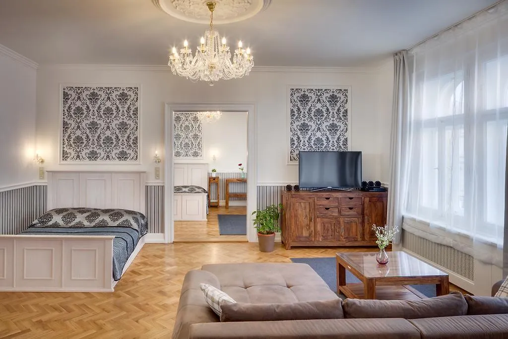 Veleslavinova - Old Town Apartment location